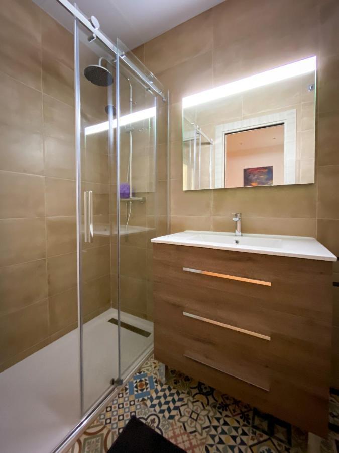 Sol Apartamento En Madrid Centro Luaran gambar