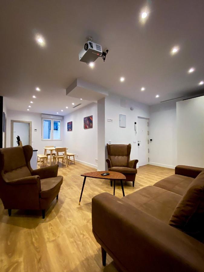 Sol Apartamento En Madrid Centro Luaran gambar