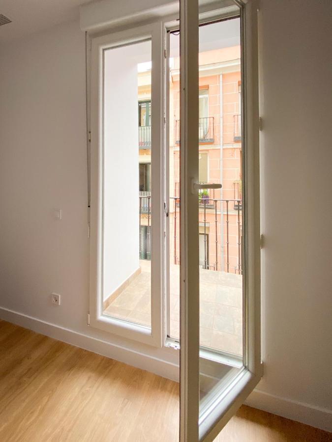 Sol Apartamento En Madrid Centro Luaran gambar